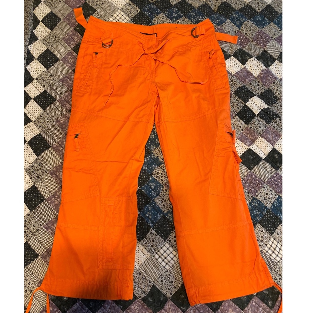 The limited Capris in Orange